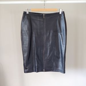 Danier Zip Up Classic Leather Pencil Skirt Black Size 4